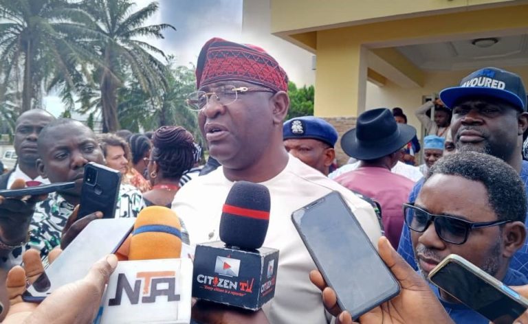 Stakeholders Insist on Border Demarcation as Oju, Konshisha LGAs Sign Peace Pact in Benue Deputy Governor Sam Ode addressing journalists after the peace pact on Monday at Benue Hotels, Makurdi. 1