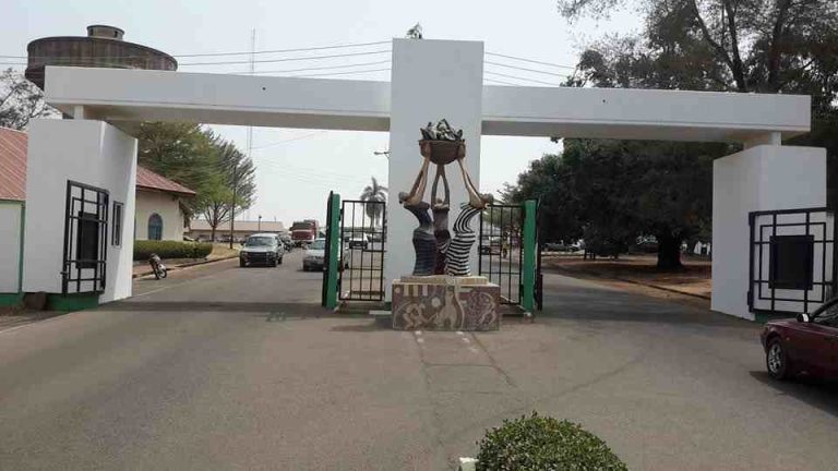 Benue Govt House Staff Cry Of Hunger, Blame Perm. Sec. For 5 Months’ Unpaid Stipend Main Gate of Benue State Government House, Makurdi.