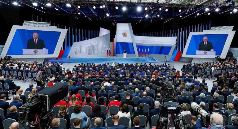 Putin Warns West Of Nuclear War, Says Moscow Can Strike Western Targets Russian President Vladimir Putin delivers his annual address to the Federal Assembly, in Moscow, Russia, February 29, 2024. REUTERS/Evgenia Novozhenina.