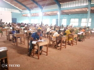 6,700 Applicants Jostle For 380 Teaching Jobs In Enugu Applicants writing teaching recruitment exam in Enugu