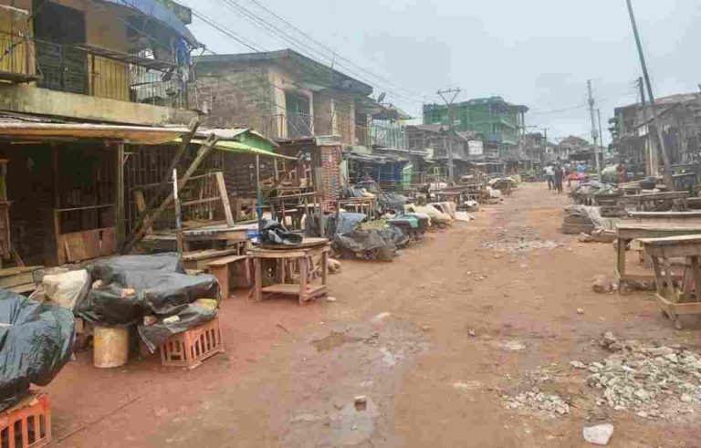 Hardship Protest: Social, Commercial Activities Paralysed In Akure Commercial activities paralysed at Oke Ora Market in Akure