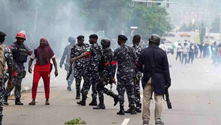 Nigerian security detain a demonstrator, during the protest against bad governance and economic hardship, in Abuja, August 1, 2024. REUTERS-Marvellous Durowaiye