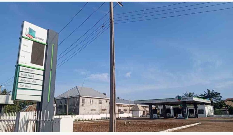 Petrol Price Increase: Makurdi NNPCL Retail Outlets Shut, Deepen Fuel Scarcity