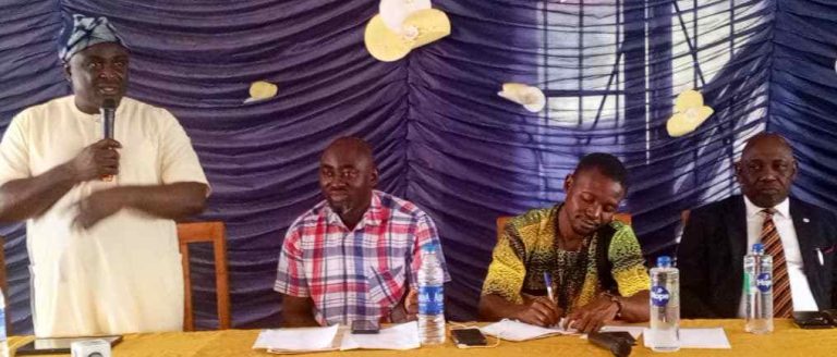 Left to right - Kula, Benue NUJ Chairman, Ugber, NUJ State Secretary, Gwaza, and Daily Asset Newspaper CEO, Akwaya, during the Congress on Wednesday.