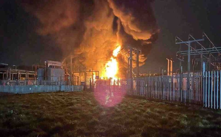 Global Flight Turmoil As London’s Heathrow Closed By Huge Fire Heathrow