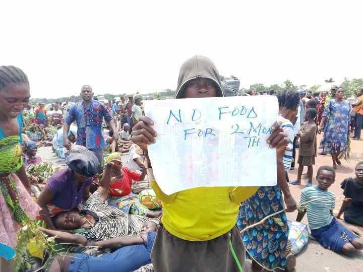 Benue IDPs Protest Over Food As Govt Says It’s Yet To Access First Lady’s ₦1bn Donation Protesting IDPs