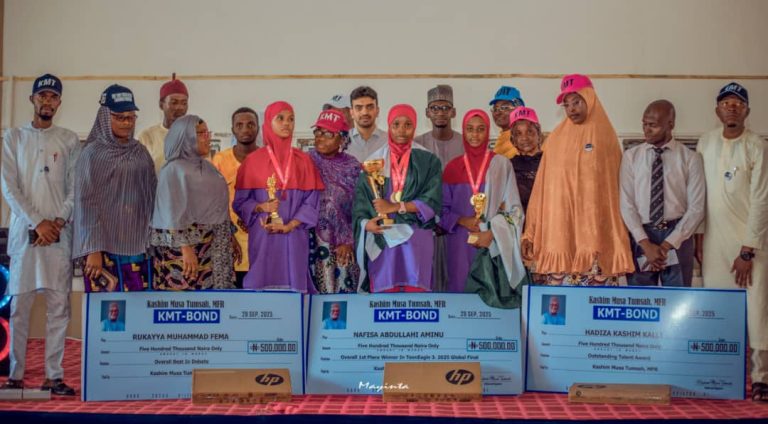 Kashim Musa Tumsah Donates N1.5m Laptops To Yobe NTIC Students After Global Victory