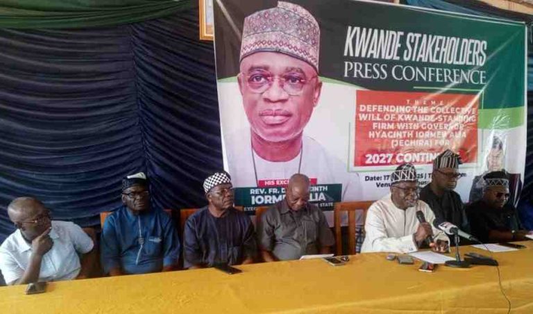 Kwande Stakeholders Disown Purported 2027 Governorship Endorsement John Moughsha (3rd right) addresses journalists at the press conference.