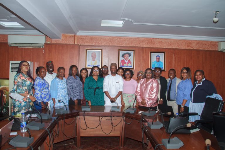 Participants at the DBI training in group photograph