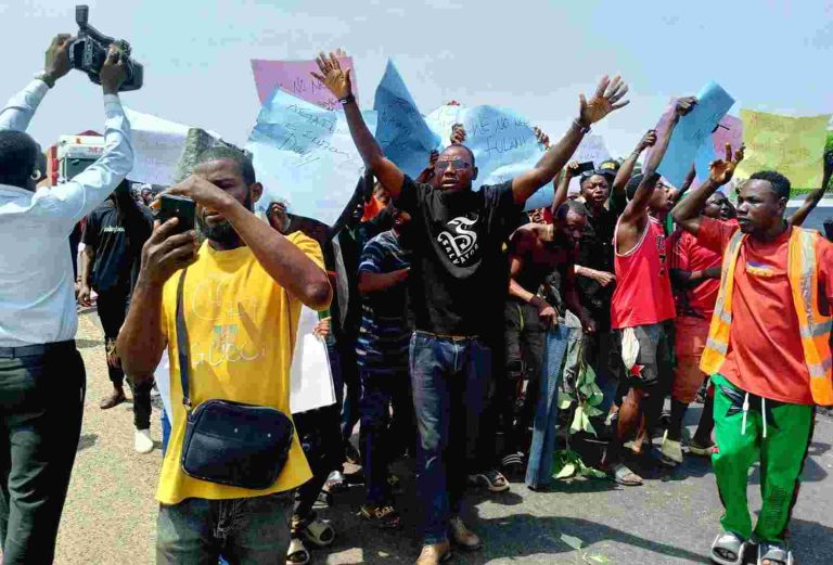 Protesting Agatu West Youth