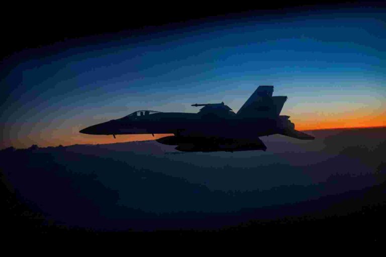 US Weighs Military Reinforcements As Iran War Enters Possible New Phase A US Navy F/A-18F Super Hornet aircraft